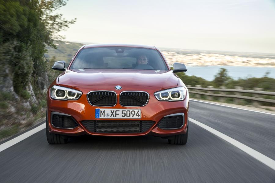  BMW M135i 3-Door 2015 года  (фото 5 из 35)